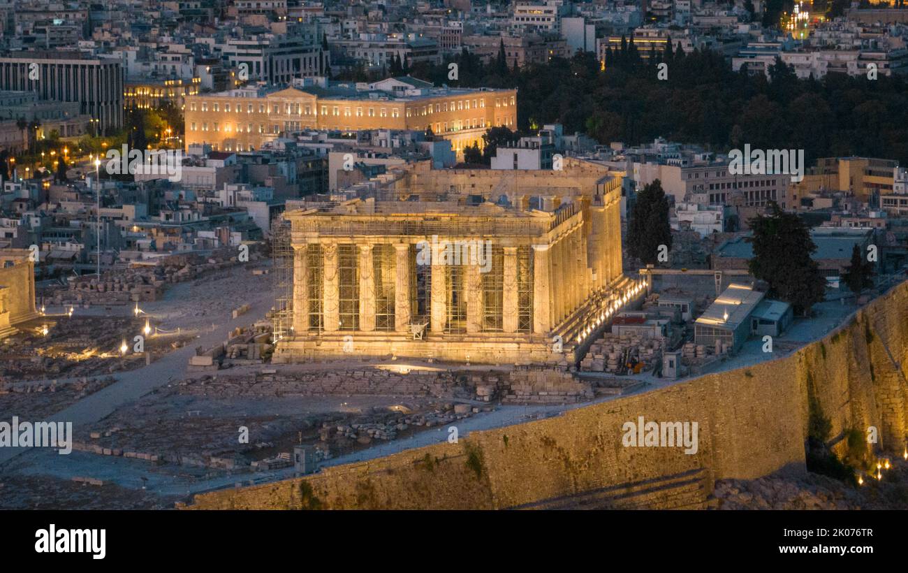 Vue aérienne du Parthénon à l'Acropole d'Athènes, Grèce au crépuscule Banque D'Images