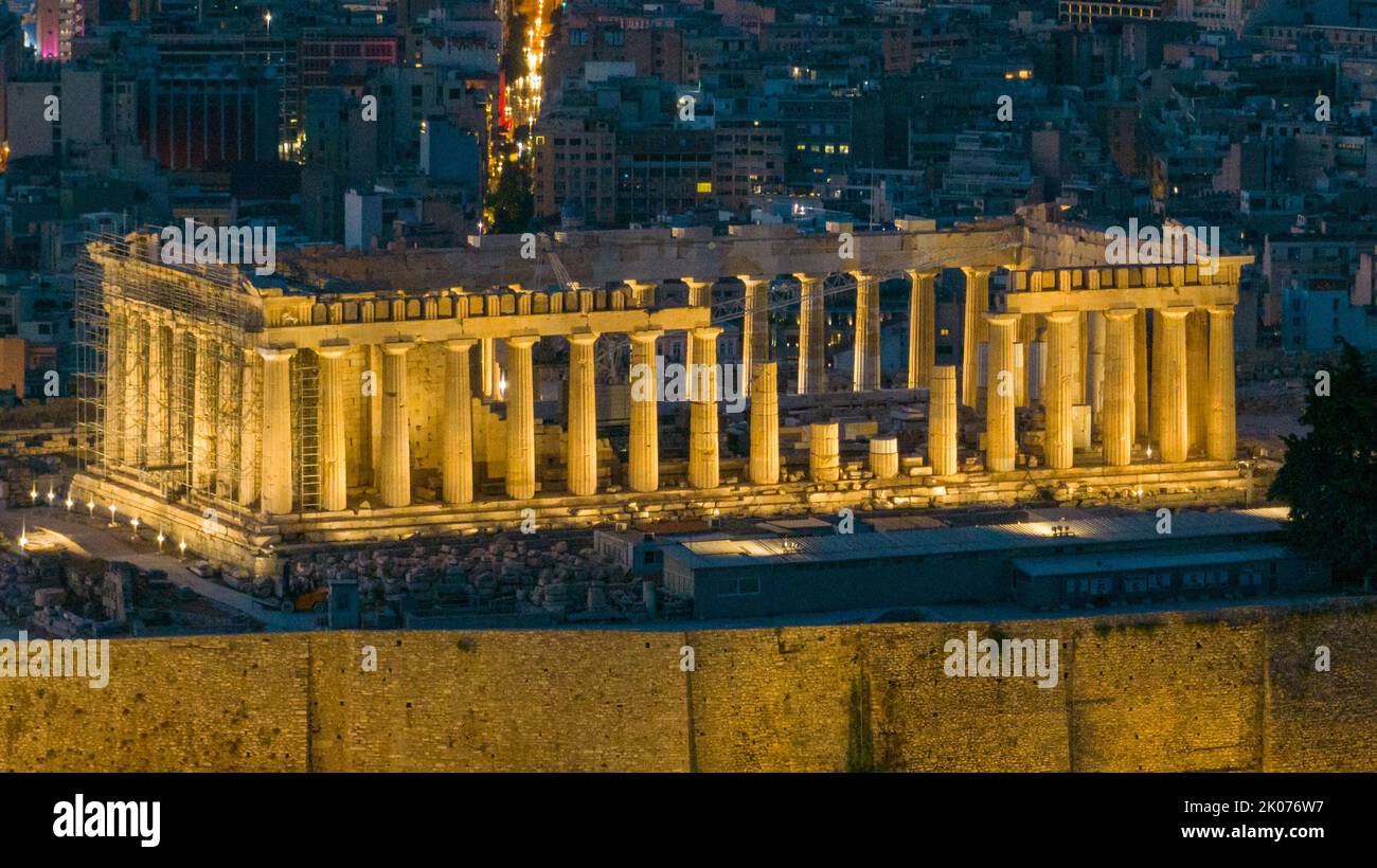 Vue aérienne du Parthénon à l'Acropole d'Athènes, Grèce au crépuscule Banque D'Images