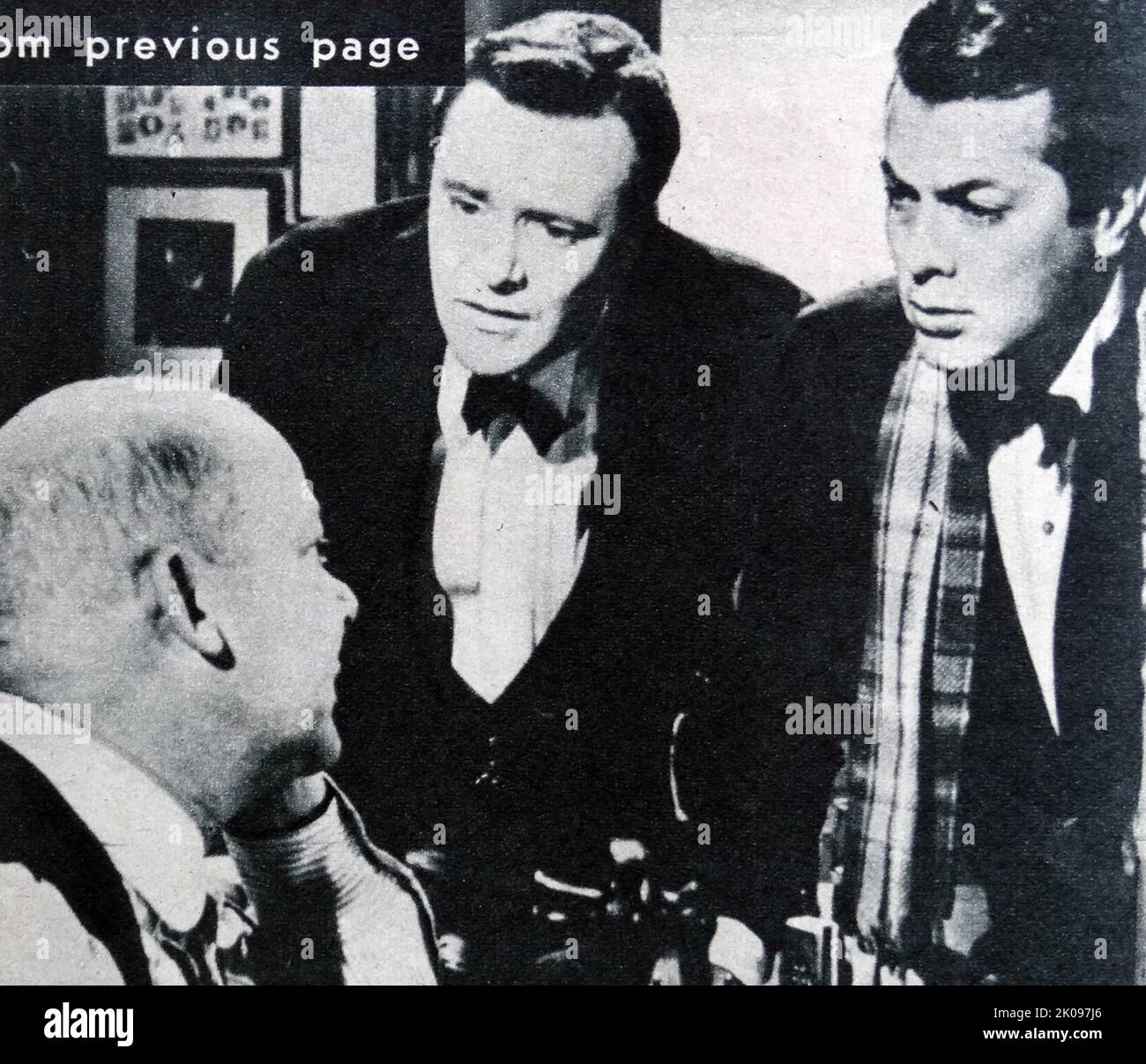 Jack Lemmon, Tony Curtis et Billy Gray dans certains comme il Hot, un film de comédie romantique américain de 1959. John Uhler Lemmon III (8 février 1925 - 27 juin 2001) était un acteur américain. Tony Curtis (né Bernard Schwartz; 3 juin 1925 - 29 septembre 2010) était un acteur américain dont la carrière s'est étendue sur six décennies, atteignant le niveau de popularité de 1950s et début 1960s. Billy Gray (né William Victor Giventer, 17 mars 1904, New York - 4 janvier 1978, Los Angeles, Californie) était un comédien américain, propriétaire d'un club de comédie et acteur. Banque D'Images