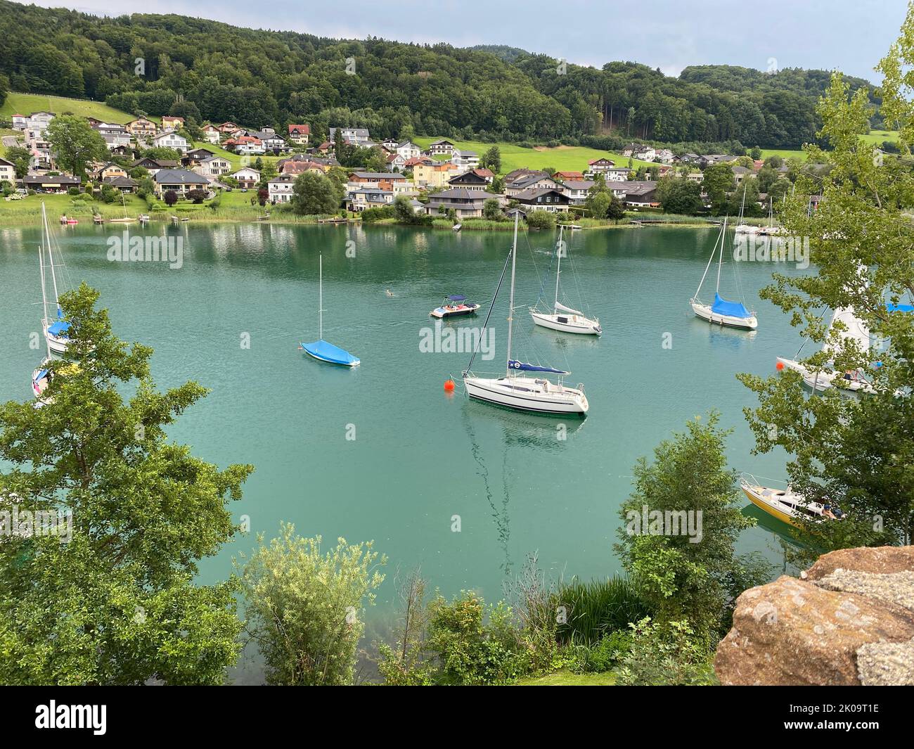 Vue sur le Mattsee dans la province de Salzbourg Banque D'Images Vue sur le Mattsee dans la province de Salzbourg Banque D'Images