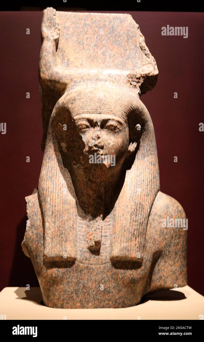 Statue de Ramsès II (découverte à mit Rahina), est une figure vieille de 3 200 ans de Ramsès II, roi d'Égypte Banque D'Images