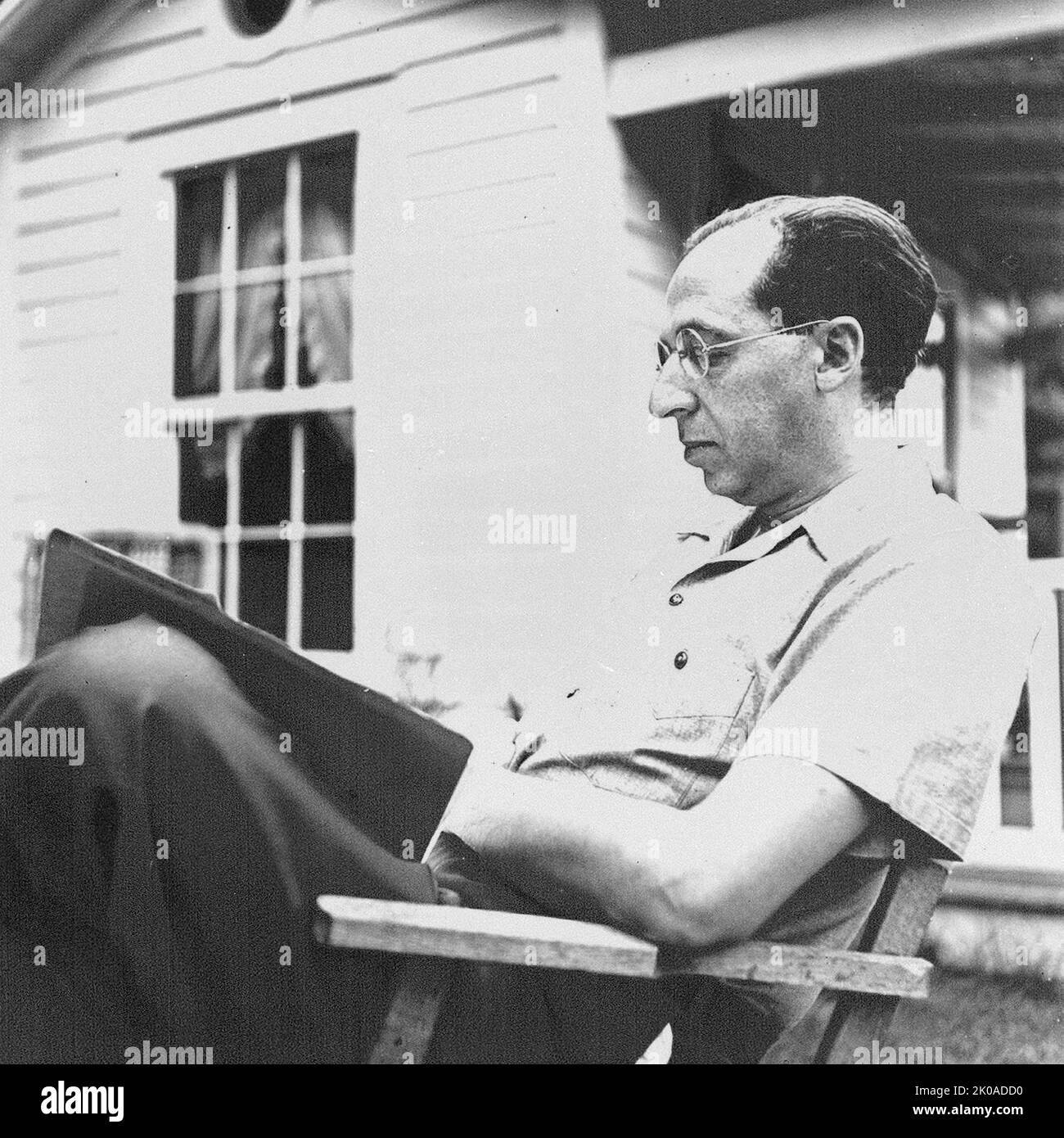 Aaron Copland (1900 - 1990) était un compositeur américain, un professeur de composition, un écrivain et plus tard un chef d'orchestre de sa propre musique et d'autres musiques américaines. Copland a été désigné par ses pairs et ses critiques comme « le doyen des compositeurs américains » Banque D'Images