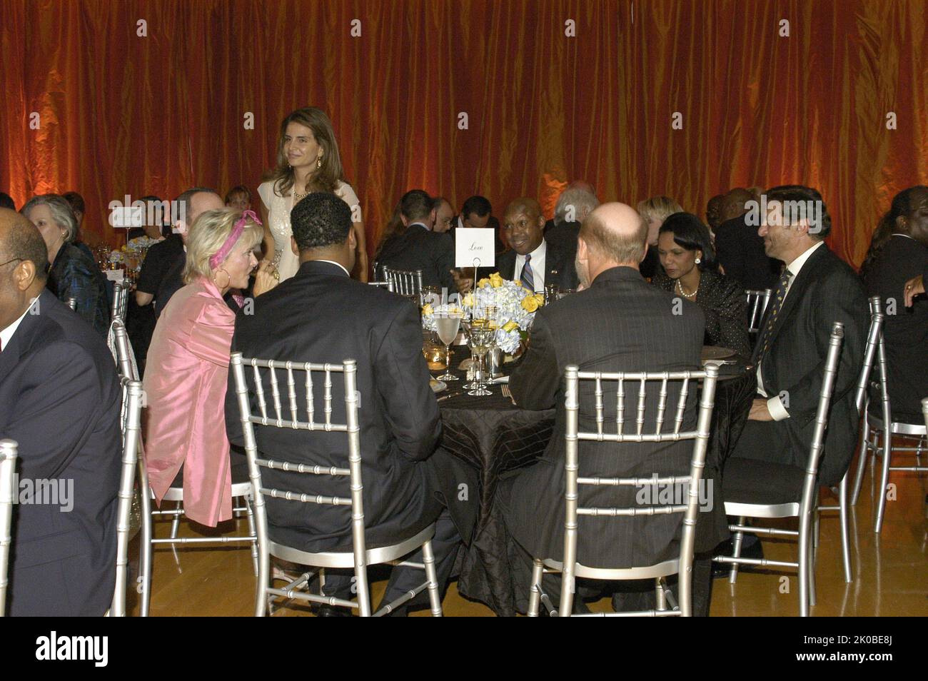 Anniversaire 60th pour le secrétaire Alphonso Jackson - célébration marquant l'anniversaire 60th du secrétaire Alphonso Jackson. Anniversaire 60th événement pour le secrétaire Alphonso Jackson Date de l'événement: Pris le 9/08/2005; copié le 10/14/2005 objet, célébration marquant l'anniversaire 60th du secrétaire Alphonso Jackson. Banque D'Images