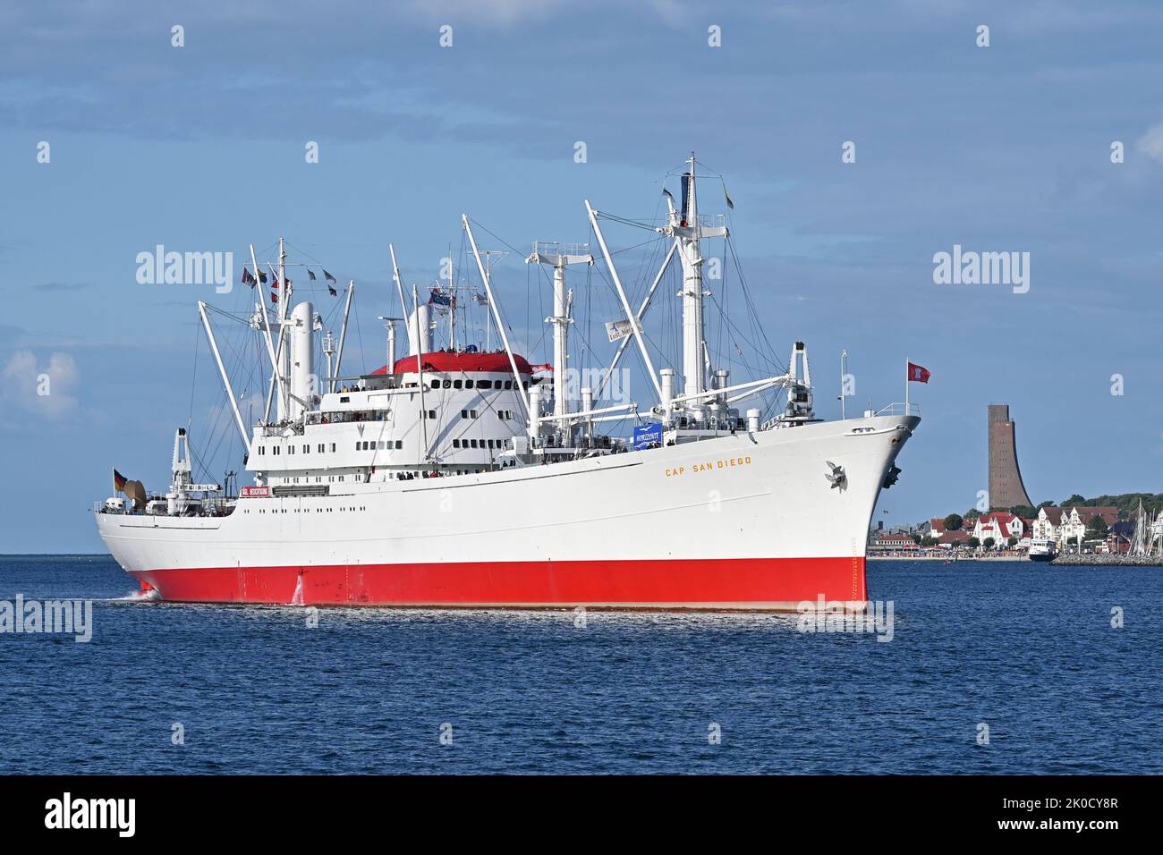 Le plus grand navire-musée du monde digne de la mer CAP SAN DIEGO au fjord de Kiel Banque D'Images