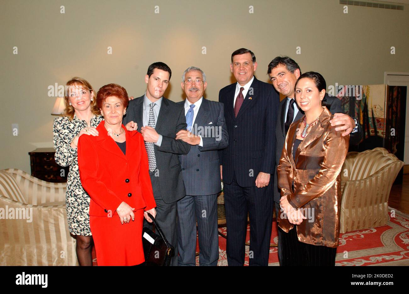 Secrétaire Mel Martinez en Espagne. Le secrétaire Mel Martinez en Espagne sujet, le secrétaire Mel Martinez en visite à Madrid, en Espagne--faits saillants. Banque D'Images