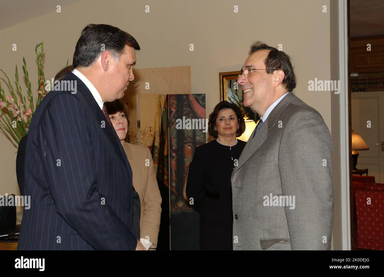 Secrétaire Mel Martinez à Madrid, Espagne. Secrétaire Mel Martinez à Madrid, Espagne sujet, Secrétaire Mel Martinez en visite à Madrid, Espagne. Banque D'Images