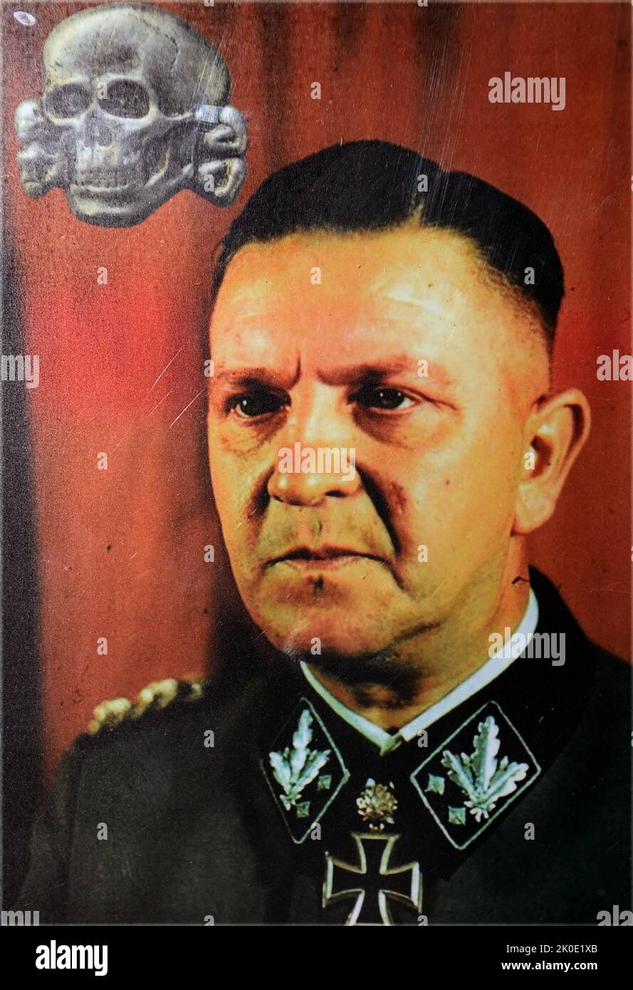 Theodor Eicke (1892 - 1943), fonctionnaire allemand SS pendant l'ère nazie. Il a été l'un des principaux acteurs du développement des camps de concentration nazis pendant l'Holocauste. Eicke a servi comme deuxième commandant du camp de concentration de Dachau de juin 1933 à juillet 1934, et a été l'un des bourreaux du chef de sa Ernst Rohm pendant la nuit de la purge de long Knives. Banque D'Images