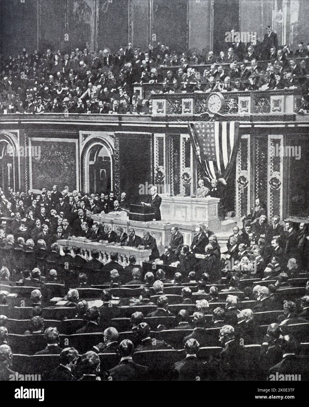 2 avril 1917. Le président Woodrow Wilson déclare la guerre alors que les États-Unis entrent dans la première Guerre mondiale Banque D'Images 2 avril 1917. Le président Woodrow Wilson déclare la guerre alors que les États-Unis entrent dans la première Guerre mondiale Banque D'Images