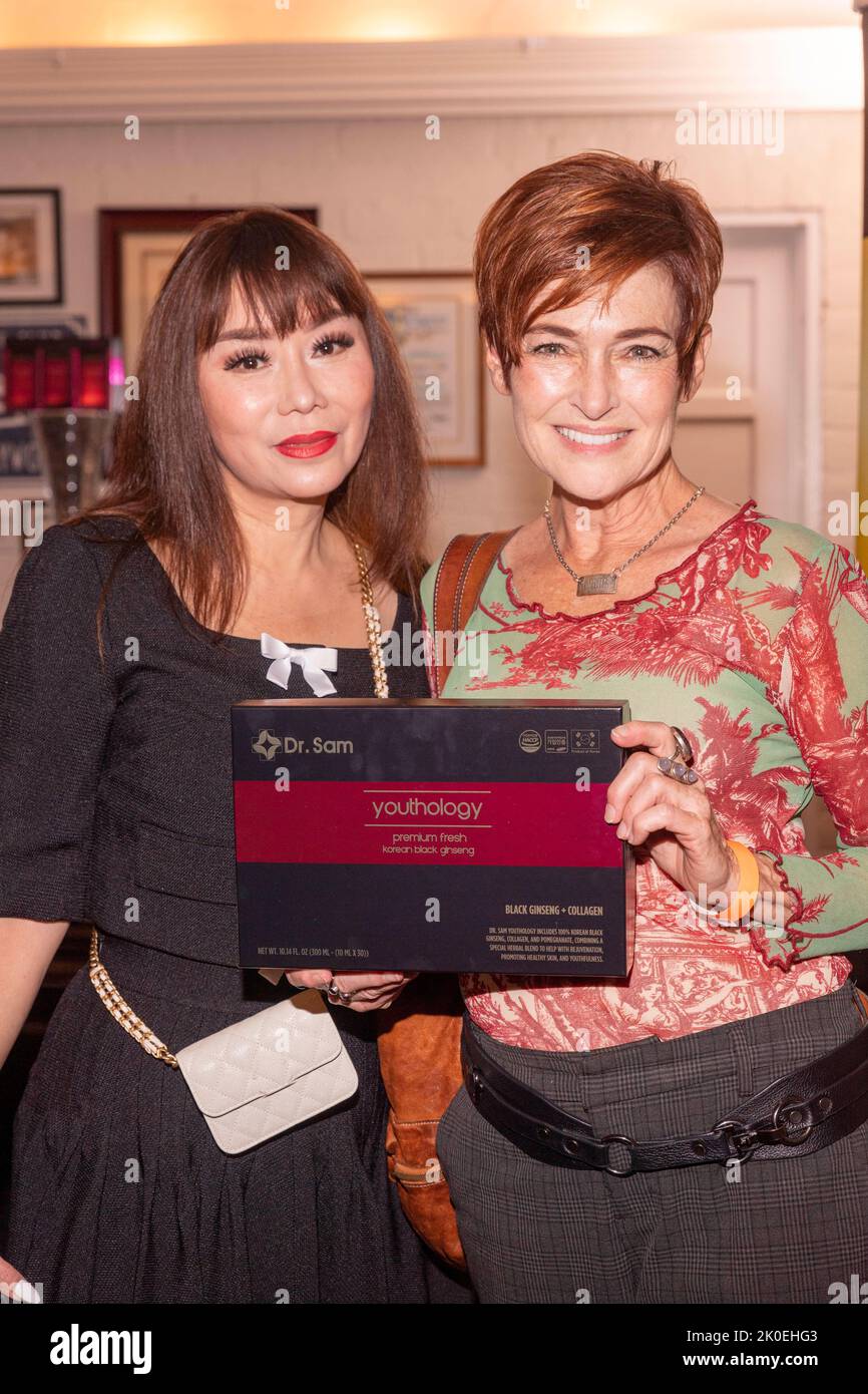 Hollywood, États-Unis. 10th septembre 2022. Dr Sam Nguyen, Carolyn Hennesy assister aux EMMY Awards Celebrity Gifting suite de Steve Mitchell MTG au Woman's Club of Hollywood, Hollywood, CA on 10 septembre 2022 crédit: Eugene Powers/Alamy Live News Banque D'Images