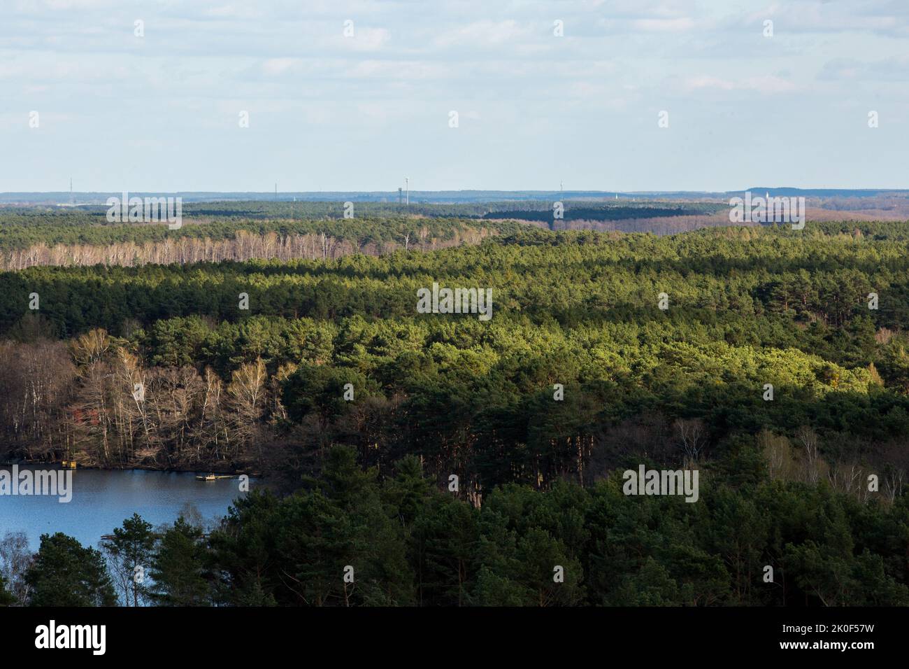 Konotop, Lubusz Voivodeship, Pologne. 16th avril 2022. Paysage du district du lac Slawskie vu de 