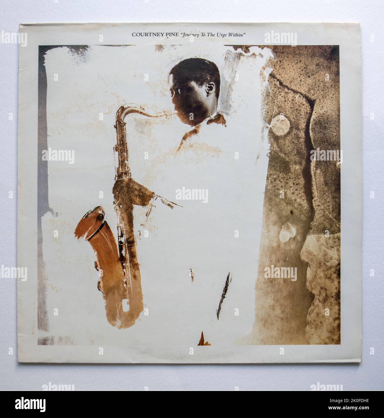 LP Cover of Journey to the urge In, le premier album studio du saxophoniste anglais Courtney Pine, sorti en 1986 Banque D'Images