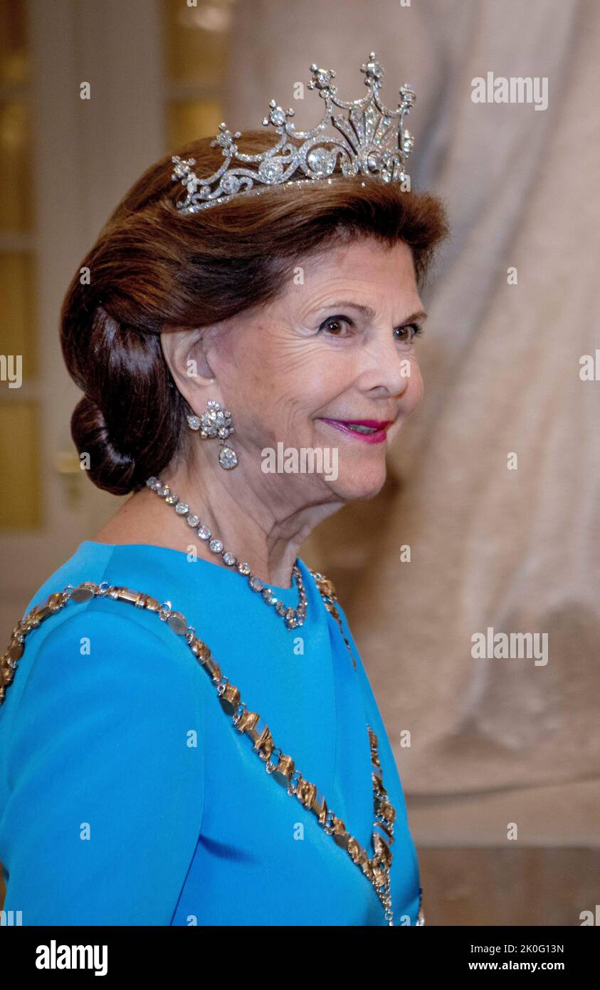 La reine Silvia de Suède arrive au Palais Christiansborg à Copenhague, sur 11 septembre 2022, pour assister à un dîner de gala organisé par HM la Reine, à l'occasion du 50 ans d'anniversaire de l'accession de sa Majesté la Reine au trône photo: Albert Nieboer/pays-Bas OUT/point de vue OUT Banque D'Images