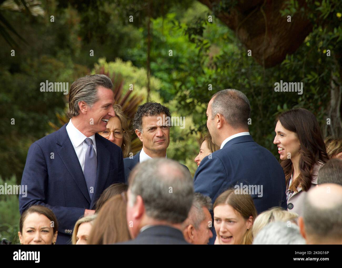 San Francisco, CA - 27 mai 2022 : le gouverneur Newsome et le premier ministre Jacinda Ardern au partenaire de la Californie et de la Nouvelle-Zélande pour faire progresser le climat mondial Banque D'Images