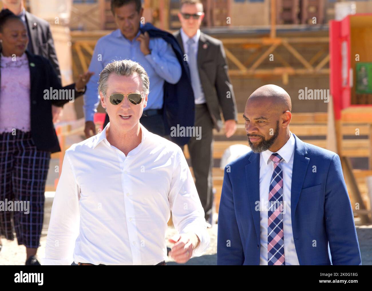 Antioch, CA - 11 août 2022: Le maire Thorpe s'est exprimé avec Gavin Newsom lors d'une conférence de presse pour annoncer les stratégies d'approvisionnement en eau pour CA Banque D'Images