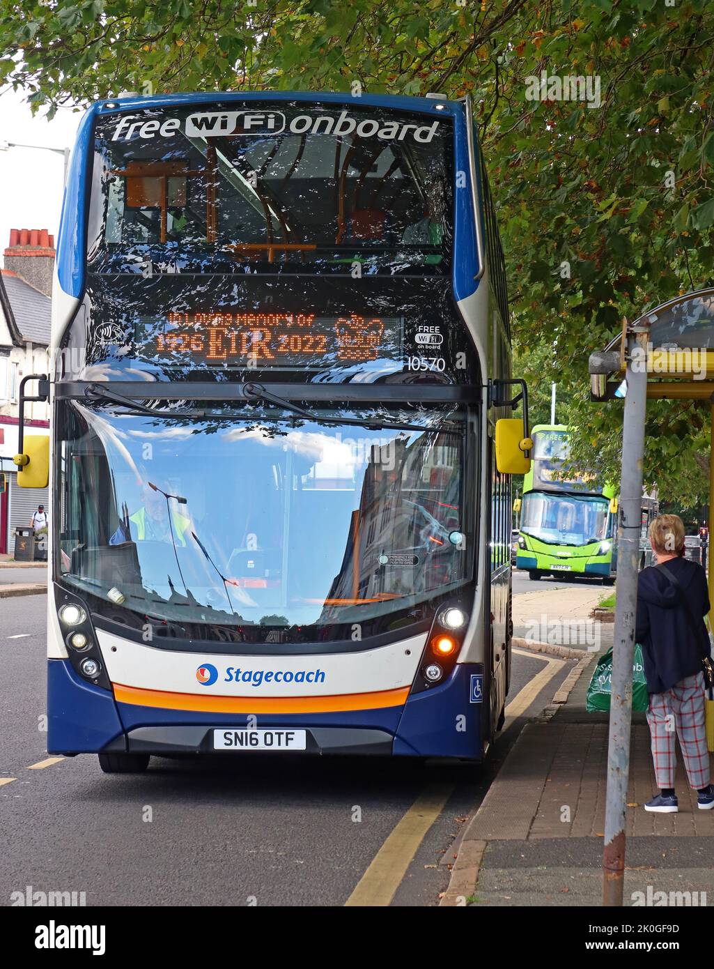 Autobus Stagecoach Liverpool hommage à la reine Elizabeth II, Smithdown Road, Merseyside, Angleterre, Royaume-Uni, L15 Banque D'Images