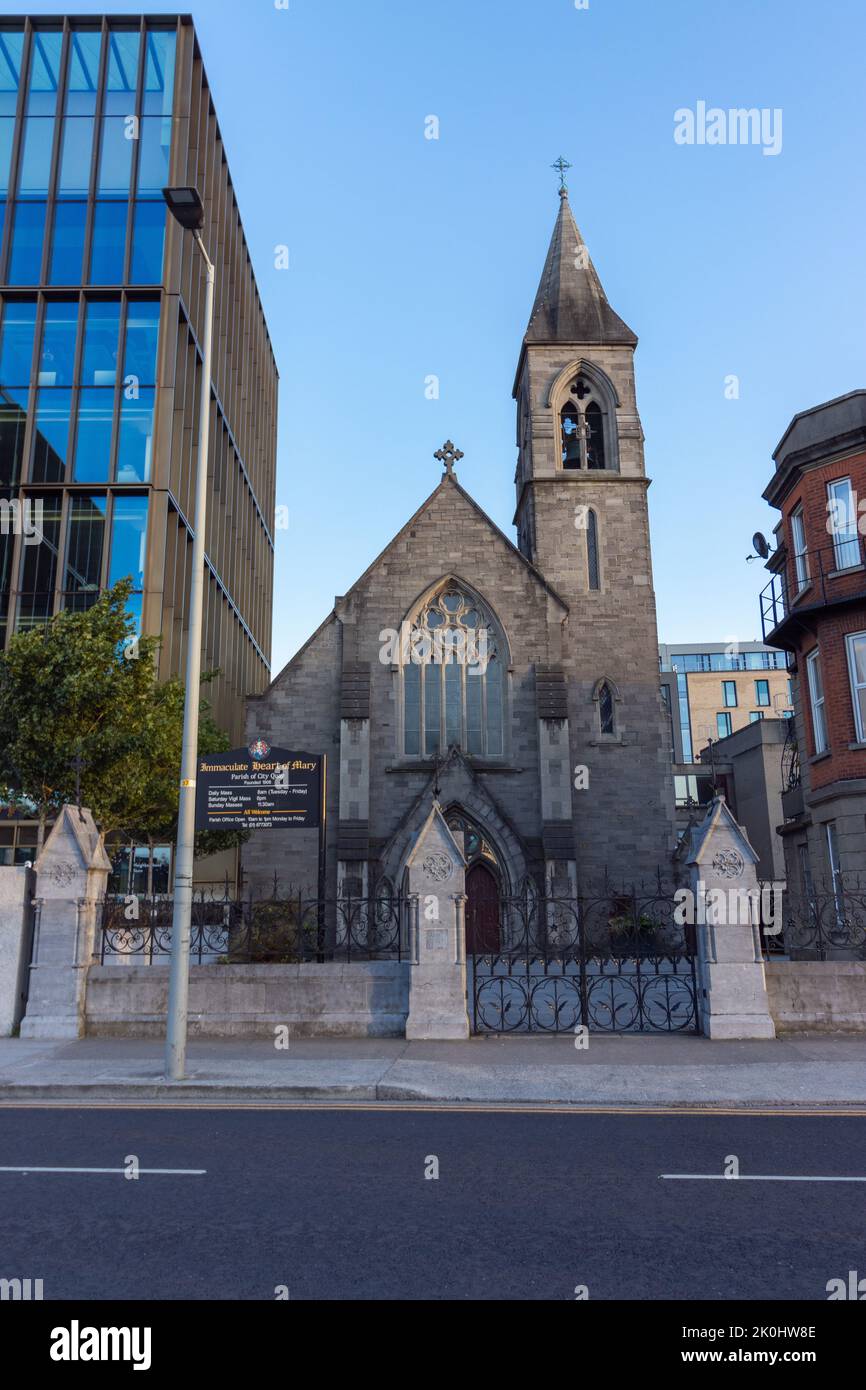 Un après-midi ensoleillé à Dublin, l'Immaculée Hearth de l'église catholique Marie Banque D'Images