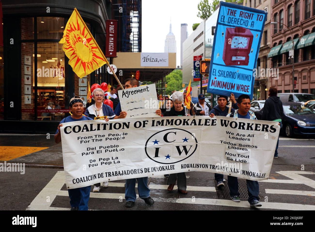 New York, 18 mai 2013. Coalition des travailleurs d'Immokalee, et les alliés marche pour la nourriture juste pour apporter la conscience de ... voir add'l info pour la légende complète Banque D'Images