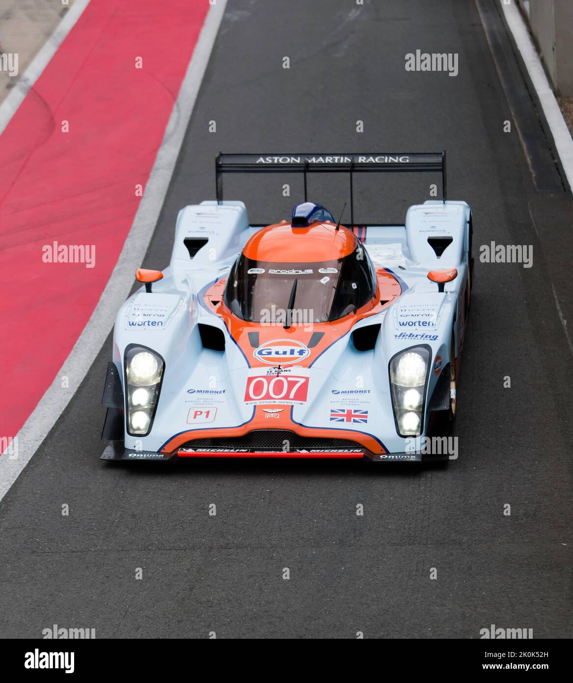 Christophe d'ansembourg sortant de la piste de la fosse, dans son Lola Aston DBR1-2, pendant la session de qualification des Masters Endurance Legends Banque D'Images