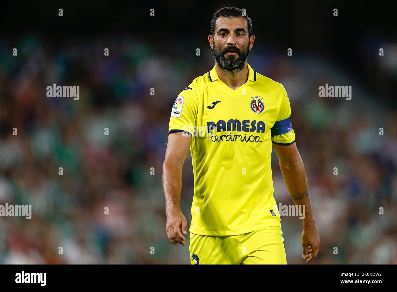 Raul Albiol de Villarreal pendant le match de la Liga entre Real Betis et Villarreal CF joué au stade Benito Villamarin sur 11 septembre 2022 à Séville, Espagne. (Photo par Antonio Pozo / PRESSIN) Banque D'Images