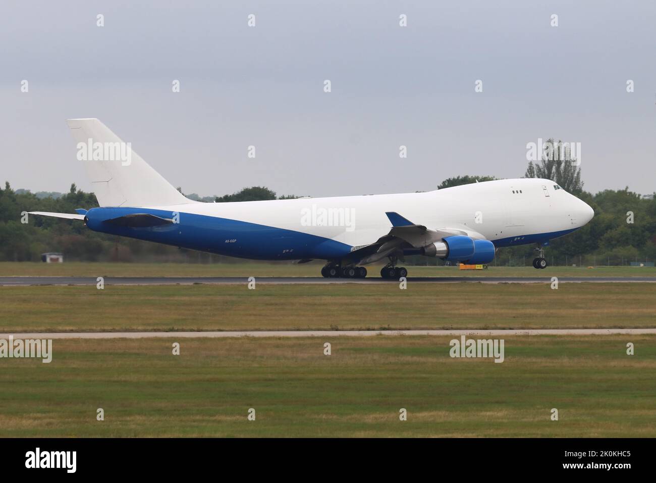 A6-GGP, Dubai Royal Air Wing, Boeing 747-400F, utilisé pour le transport de chevaux de course, au départ de l'aéroport de Londres Stansted, Essex, Royaume-Uni Banque D'Images