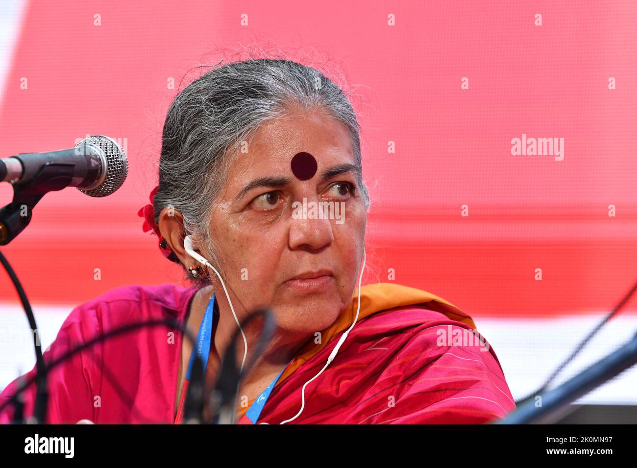 Centro citta, Mantova, Italie, 11 septembre 2022, Vandana Shiva au Festivaletteratura 2022 pendant le Festivaletteratura - spectacle musical en direct Banque D'Images