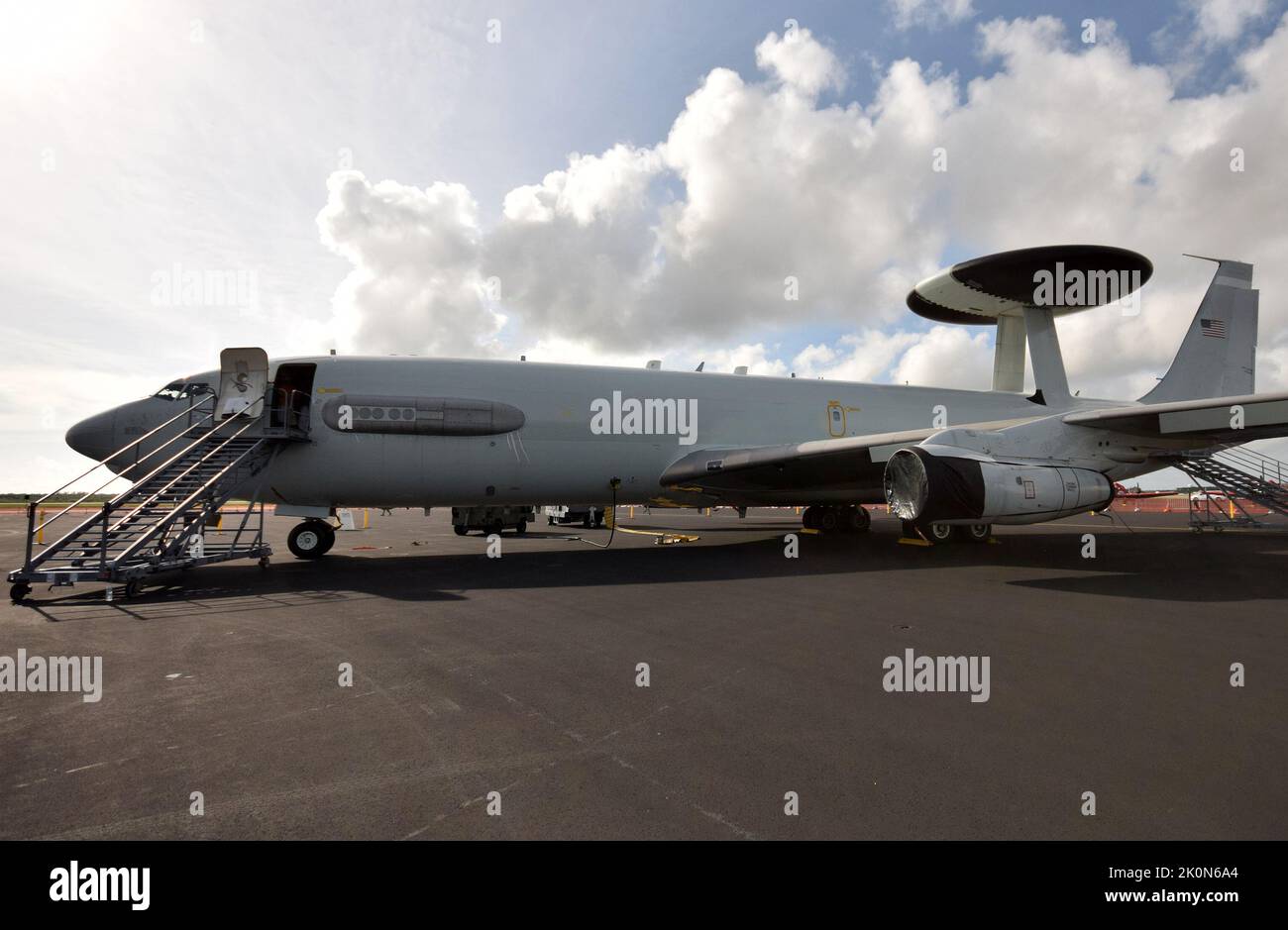 L'avion de la Force aérienne de Reconnaisance se prépare à la mission Banque D'Images