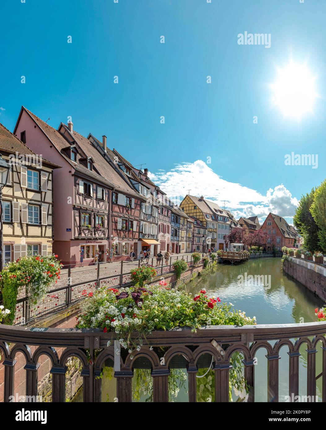 La Petite Venise Maisons Colombages Quai De La Poissonnerie Colmar la-petite-venise-maisons-colombages-quai-de-la-poissonnerie-colmar