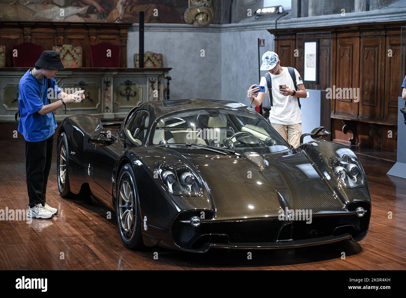 Première mondiale de la toute nouvelle Pagani Utopia Hypercar au Museo della Scienza e della Tecnologia à Milan, Italie sur 13 septembre 2022 Credit: Piero Cruciatti/Alamy Live News Banque D'Images