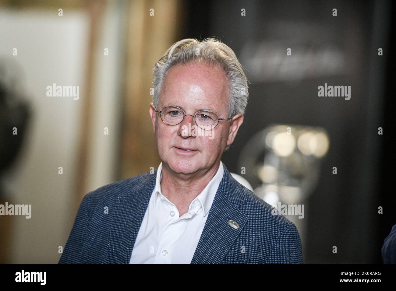 Italie. 13th septembre 2022. Horacio Pagani regarde pendant la première mondiale de la toute nouvelle Pagani Utopia Hypercar au Museo della Scienza e della Tecnologia à Milan, Italie sur 13 septembre 2022 (photo de Piero Cruciatti/Sipa USA) crédit: SIPA USA/Alay Live News Banque D'Images