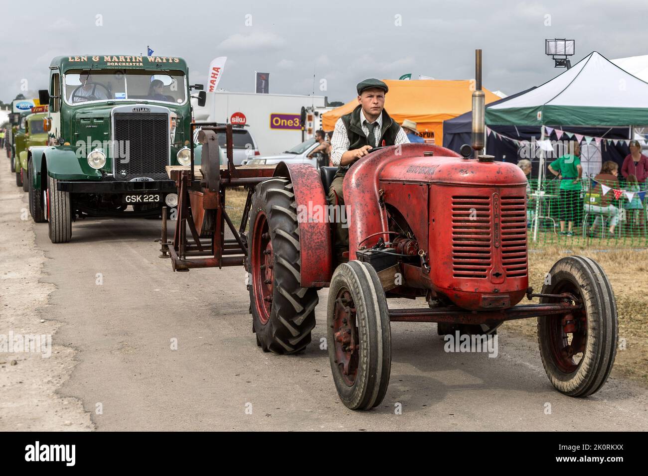 David Brown VAK 1 Tractor, Farm Machinery Parade, Dorset County Show 2022, Dorset, Royaume-Uni Banque D'Images