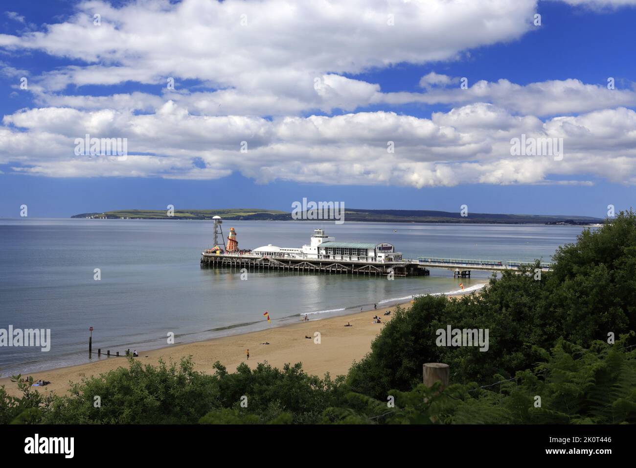 Vue d'été sur la jetée de Bournemouth, Dorset, Angleterre, Royaume-Uni Banque D'Images