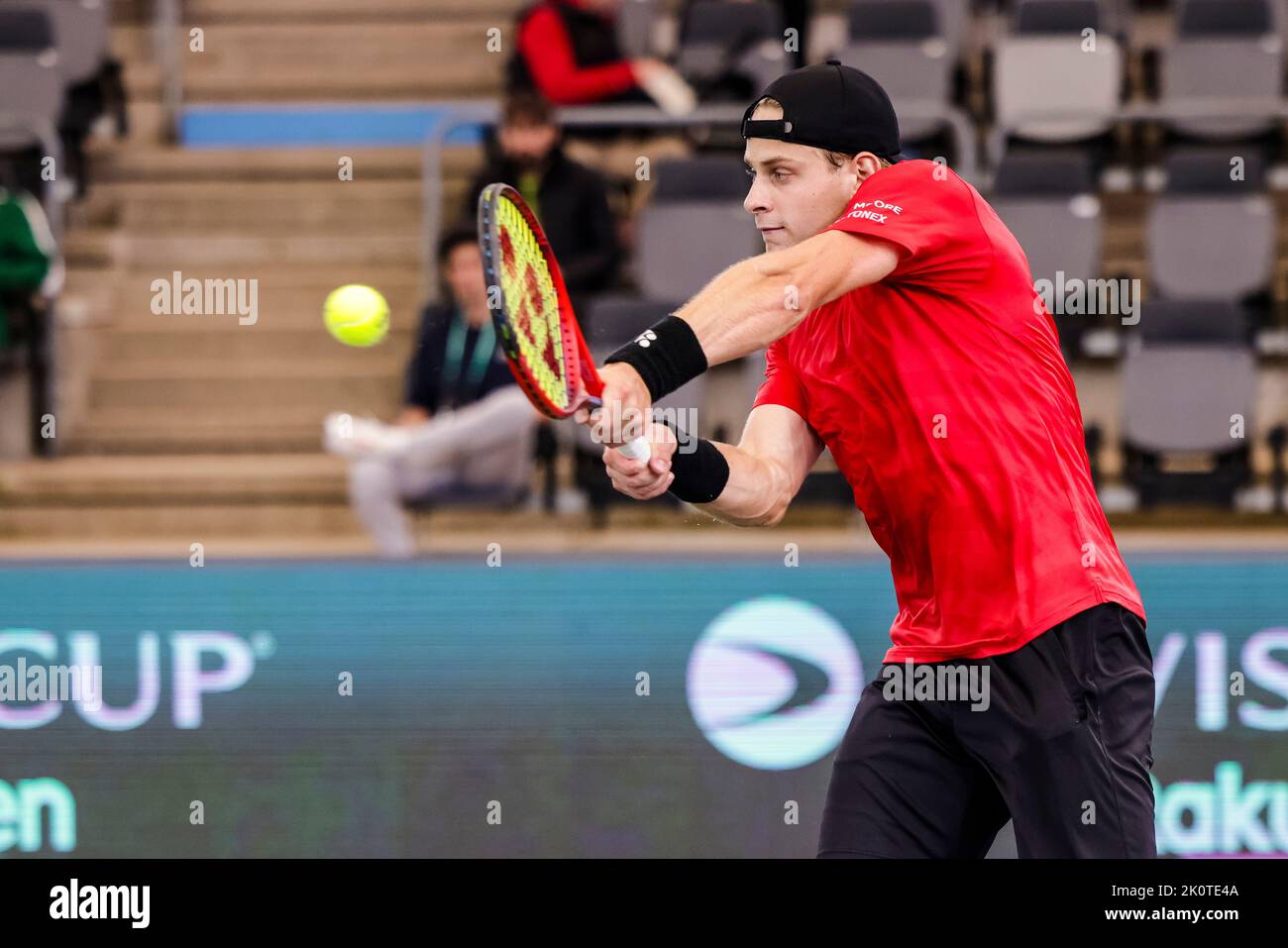Hambourg, Allemagne, 13th septembre 2022. Le Zizou Bergs belge est en action lors du match de groupe entre la Belgique et l'Australie lors de la finale de la coupe Davis 2022 à Hambourg, en Allemagne. Crédit photo: Frank Molter/Alamy Live News Banque D'Images