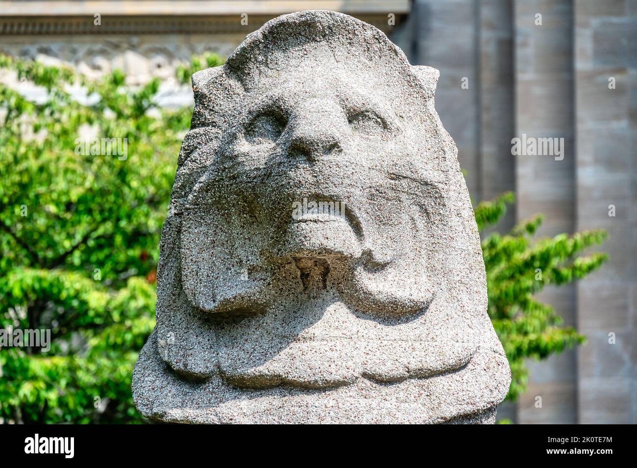 Stone Lion sculpture, édifice du gouvernement de l'Ontario dans Exhibition place, Toronto, Canada Banque D'Images