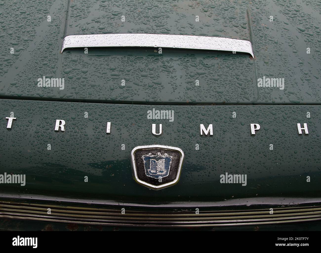 Emblème et radiateur de capot de voiture Triumph d'époque Banque D'Images