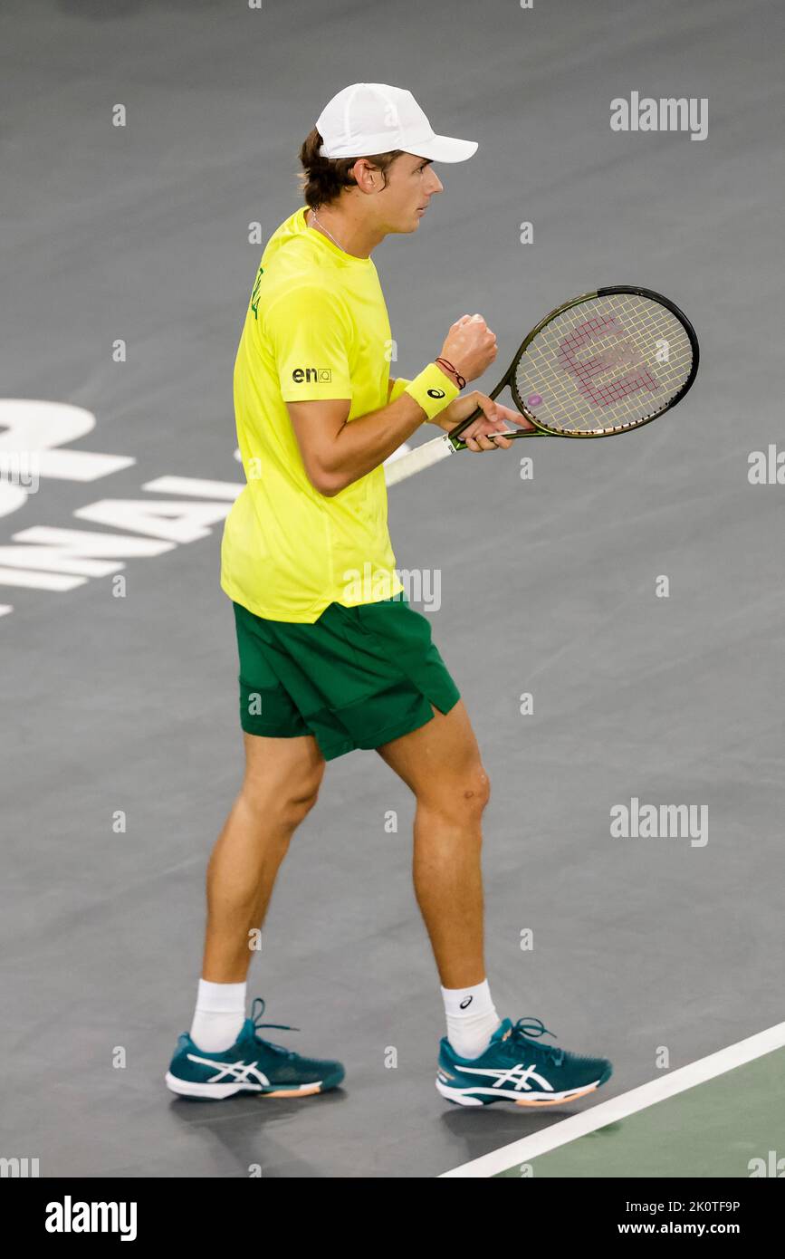 Hambourg, Allemagne, 13th septembre 2022. Alex de Minaur est en action lors du match de groupe entre la Belgique et l'Australie lors de la finale de la coupe Davis 2022 à Hambourg, en Allemagne. Crédit photo: Frank Molter/Alamy Live News Banque D'Images