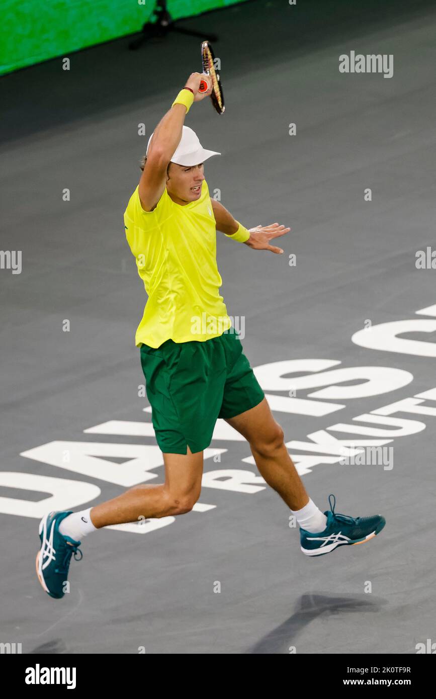 Hambourg, Allemagne, 13th septembre 2022. Alex de Minaur est en action lors du match de groupe entre la Belgique et l'Australie lors de la finale de la coupe Davis 2022 à Hambourg, en Allemagne. Crédit photo: Frank Molter/Alamy Live News Banque D'Images