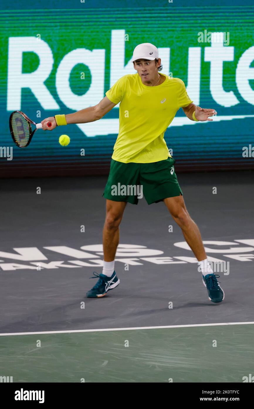 13 septembre 2022, Hambourg: Tennis, hommes, coupe Davis, scène de groupe, Groupe C, stade de groupe, Belgique - Australie. De Minaur (Australie) - Goffin (Belgique). Alex de Minaur en action. Photo: Frank Molter/dpa Banque D'Images