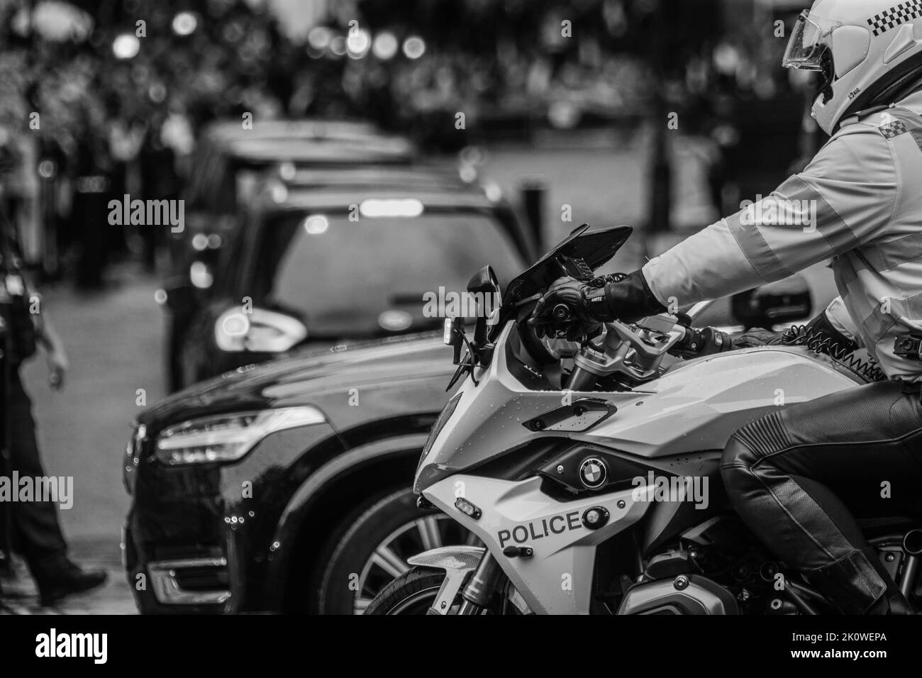 L'arrivée du nouveau Premier ministre, Liz Truss à Downing Street à Londres après avoir vu la Reine à Balmoral en Écosse. Banque D'Images