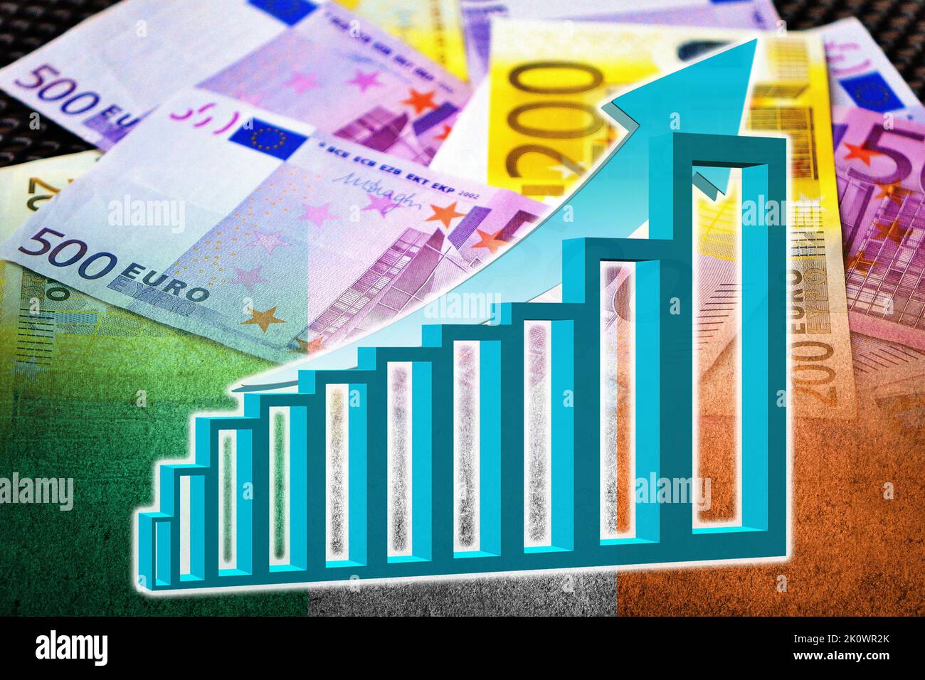 Graphique de l'économie : flèche montante, billets en euros et drapeau irlandais (monnaie, économie, affaires, finances, crise) Banque D'Images