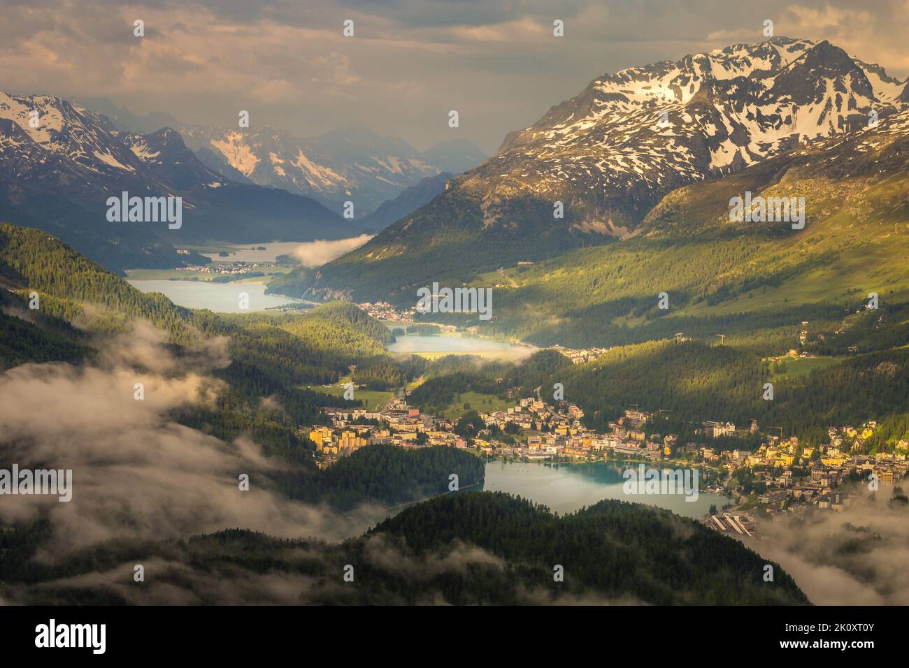 Celerina an Engadine Lakes, St Moritz, Silvaplana et Maloja de Muottas Muragl Banque D'Images