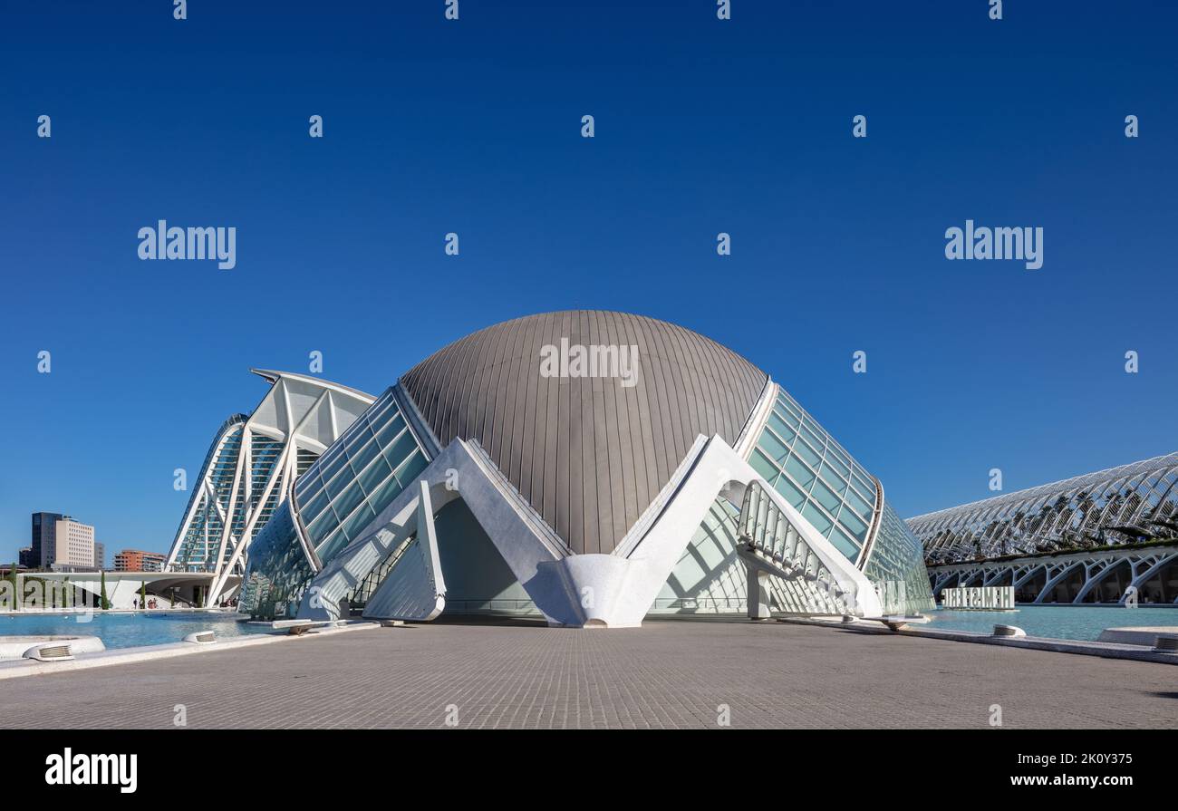 L'Hemisféric, cinéma Imax à la Cité des Arts et des Sciences (Ciutat des Arts i les Ciències) à Valence, Espagne. Banque D'Images