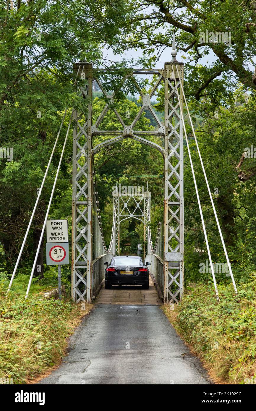 Lady Milford's Bridge de l'autre côté de la rivière Wye à Llanstephan, Powys Banque D'Images