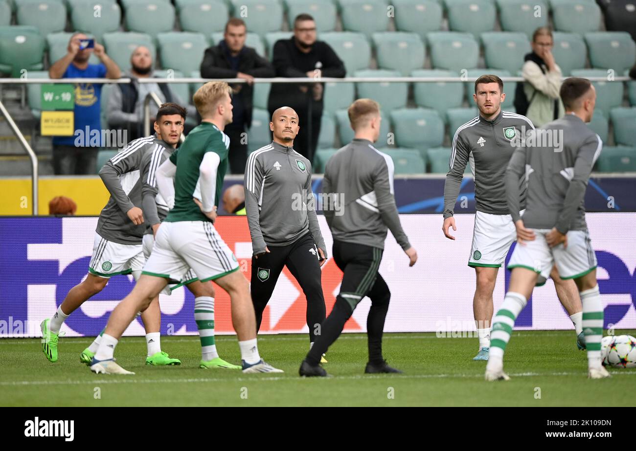 Les joueurs celtes se réchauffent avant le match F de l'UEFA Champions League au stade municipal de Legia Warsaw à Varsovie, en Pologne. Date de la photo: Mercredi 14 septembre 2022. Banque D'Images