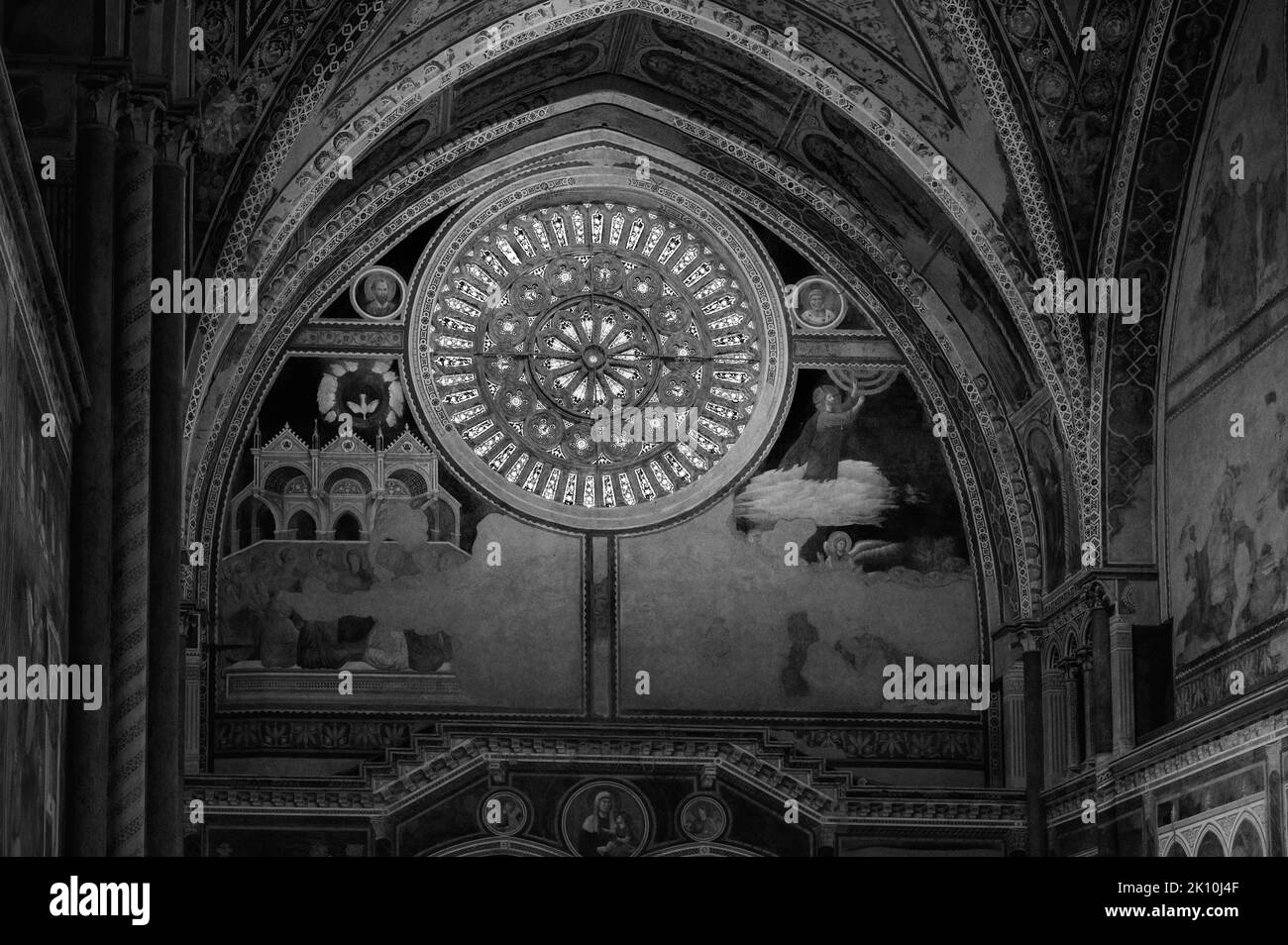 Ancienne basilique papale de San Francesco d'Assise. Art et religion. Banque D'Images