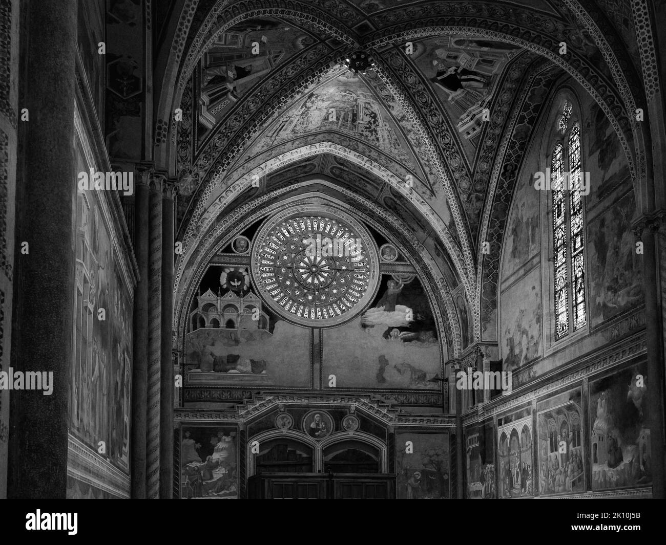 Ancienne basilique papale de San Francesco d'Assise. Art et religion. Banque D'Images