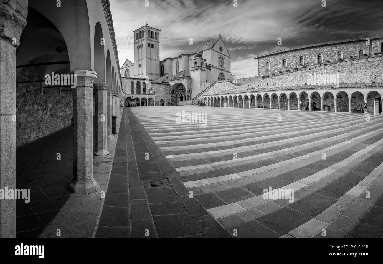 Ancienne basilique papale de San Francesco d'Assise. Art et religion. Banque D'Images