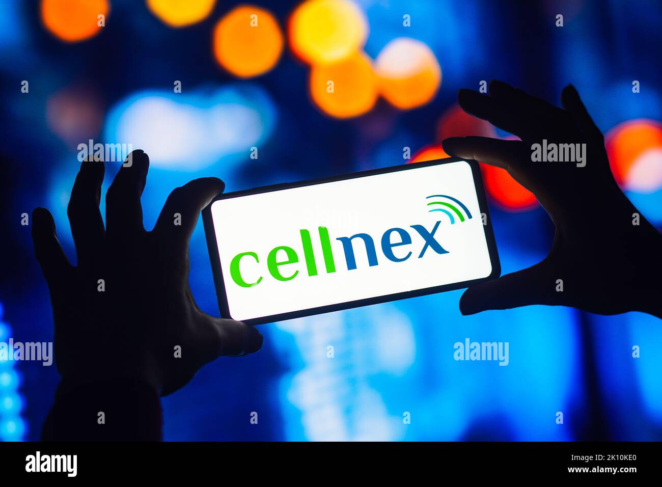Dans cette illustration, le logo Cellnex Telecom est affiché sur un smartphone. Banque D'Images