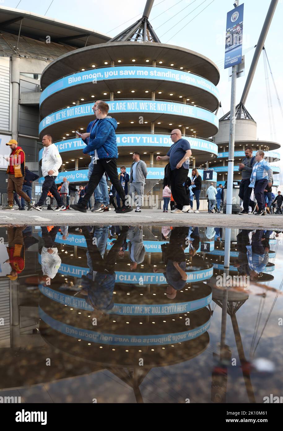 Manchester, Royaume-Uni. 14th septembre 2022. Les fans de Manchester City arrivent pour le match de l'UEFA Champions League au Etihad Stadium de Manchester. Crédit photo à lire : Darren Staples/Sportimage crédit : Sportimage/Alay Live News Banque D'Images