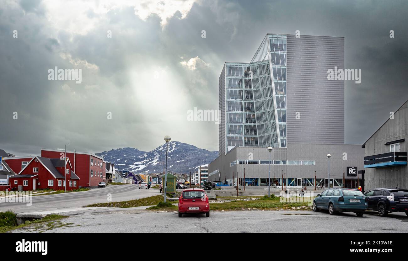 Magasins et entreprises et le centre Nuuk de Nuuk, au Groenland, le 20 juillet 2022 Banque D'Images