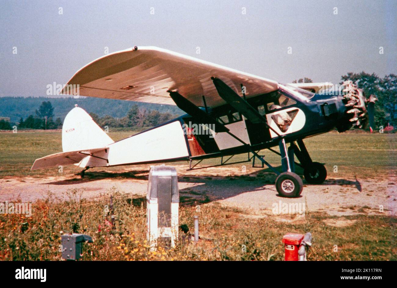 Photographie en couleur vintage 1958 d'un avion de berline CW-15 Curtiss-Wright, numéro de série NC436W. Prise aux États-Unis. Banque D'Images